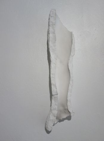 107 x 26 x 22 cm